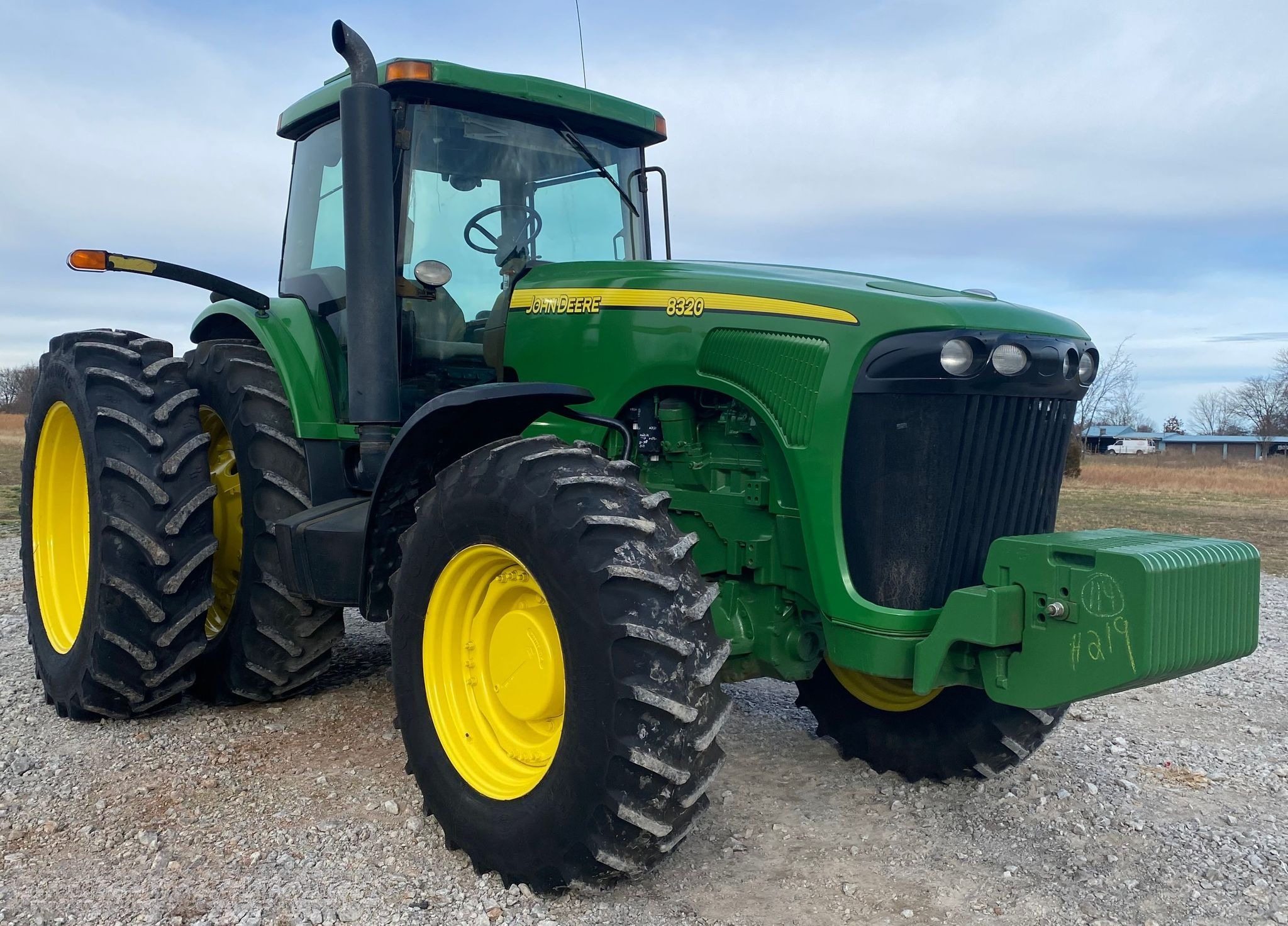 2005 John Deere 8320 MFWD thumbnail 2