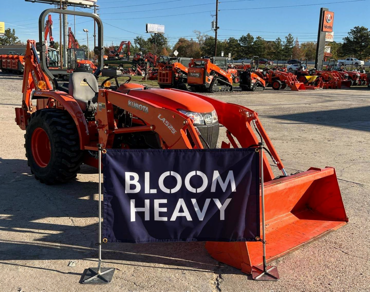 2018 Kubota L3301HST MFWD