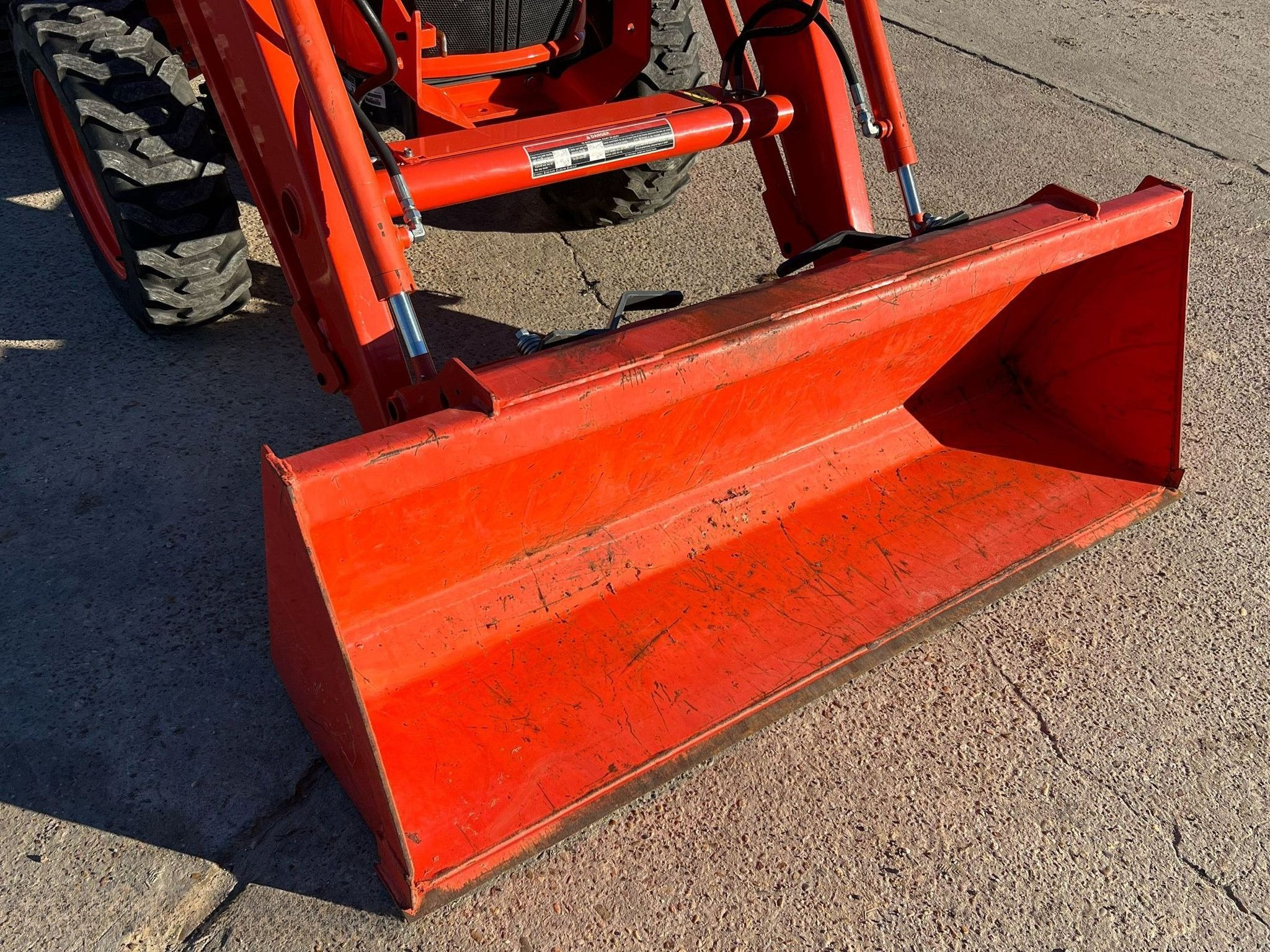 2018 Kubota L3301HST MFWD thumbnail 5