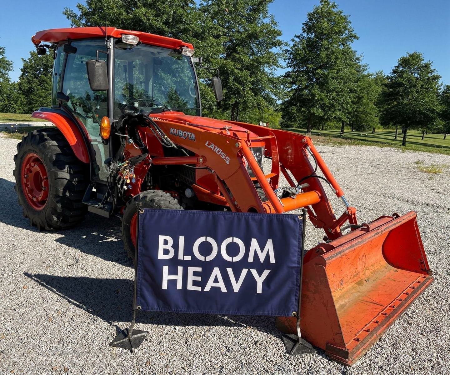 2016 Kubota L6060 thumbnail 2