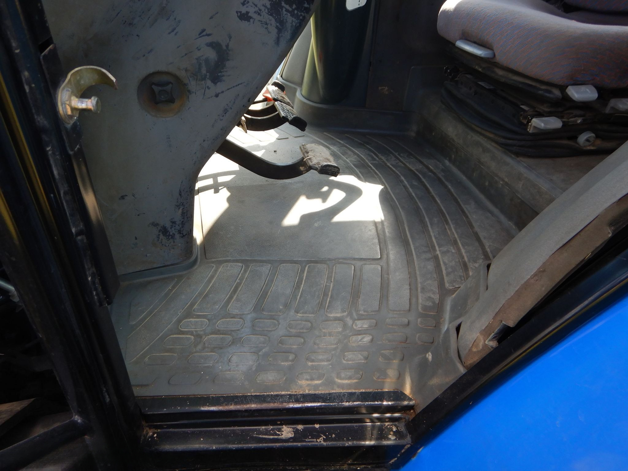 2003 New Holland TM175 MFWD  thumbnail 5