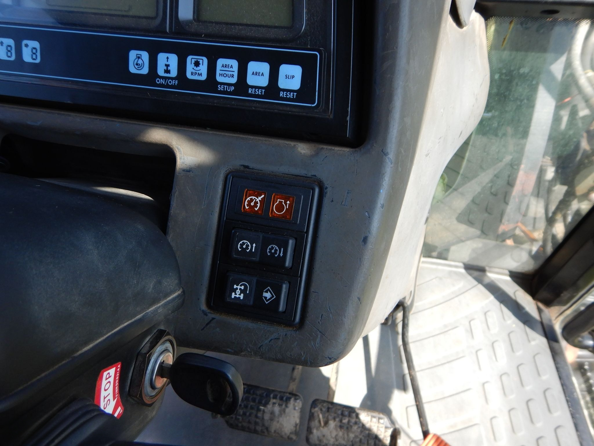 2003 New Holland TM175 MFWD  thumbnail 8